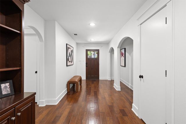 1411 Burford PL, Austin, TX 78704