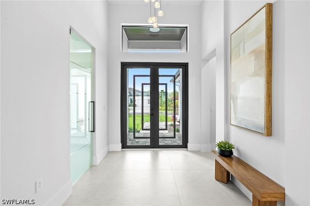 18432 Royal Hammock BLVD, Naples, FL 34114