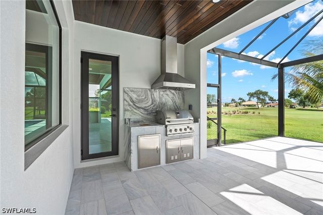 18432 Royal Hammock BLVD, Naples, FL 34114