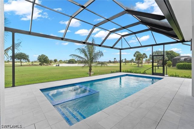 18432 Royal Hammock BLVD, Naples, FL 34114