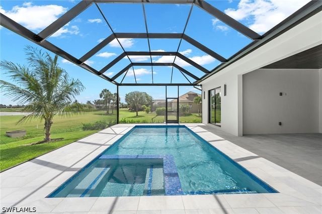 18432 Royal Hammock BLVD, Naples, FL 34114