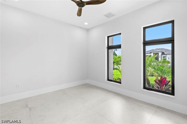 18432 Royal Hammock BLVD, Naples, FL 34114