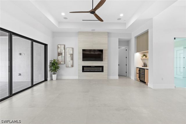 18432 Royal Hammock BLVD, Naples, FL 34114