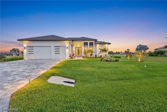 18432 Royal Hammock BLVD, Naples, FL 34114