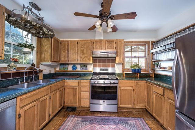 1020 N Taylor Street, Little Rock, AR 72205