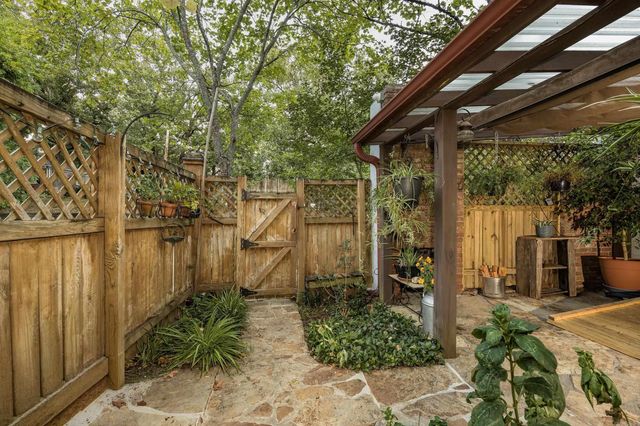 1020 N Taylor Street, Little Rock, AR 72205