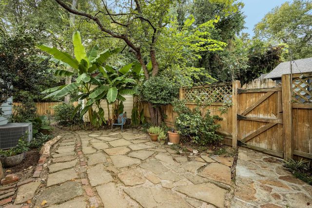 1020 N Taylor Street, Little Rock, AR 72205