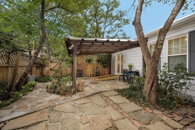 1020 N Taylor Street, Little Rock, AR 72205