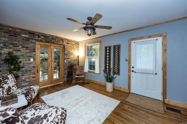 1020 N Taylor Street, Little Rock, AR 72205