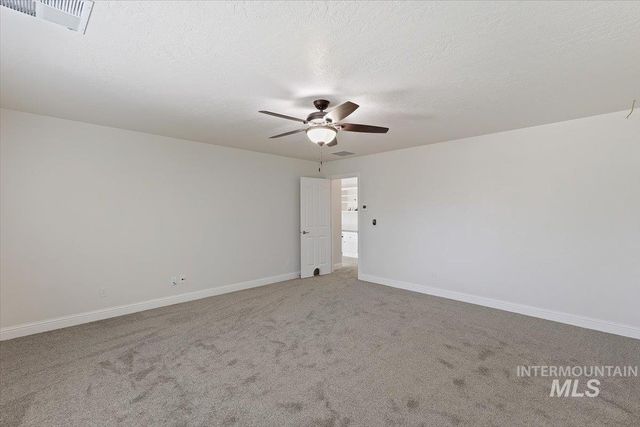 2291 W Windchime Dr, Meridian, ID 83646