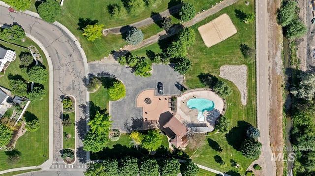 2291 W Windchime Dr, Meridian, ID 83646