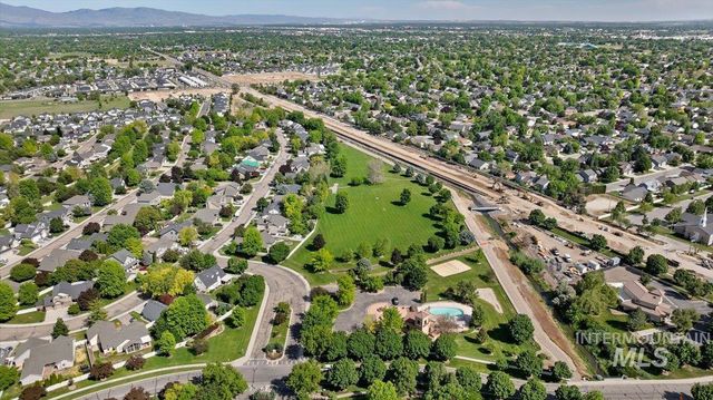2291 W Windchime Dr, Meridian, ID 83646