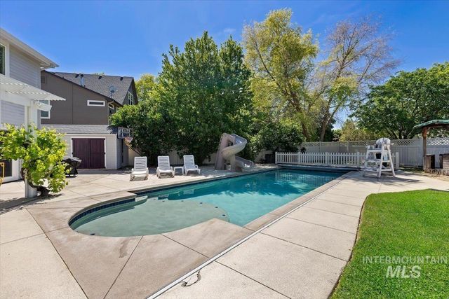 2291 W Windchime Dr, Meridian, ID 83646