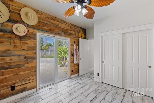 2291 W Windchime Dr, Meridian, ID 83646
