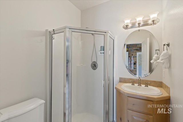 2291 W Windchime Dr, Meridian, ID 83646
