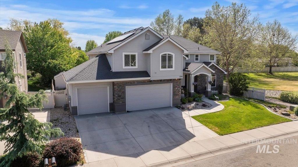 2291 W Windchime Dr, Meridian, ID 83646