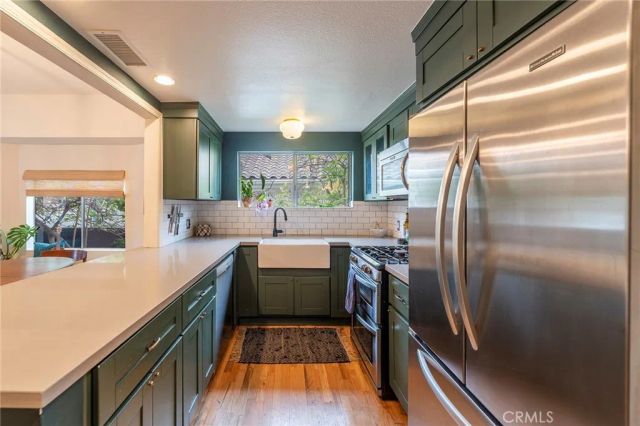 2833 Elm, Los Angeles, CA 90065