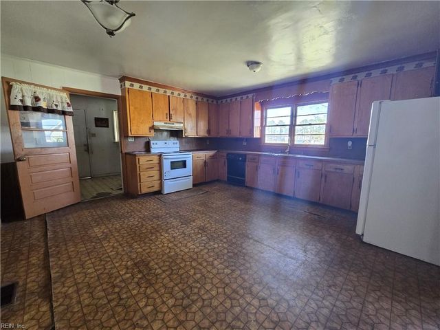 5333 Godwin BLVD, Suffolk, VA 23434