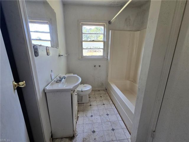 5333 Godwin BLVD, Suffolk, VA 23434