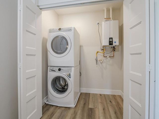 101 Aptos Village Way 1, Aptos, CA 95003