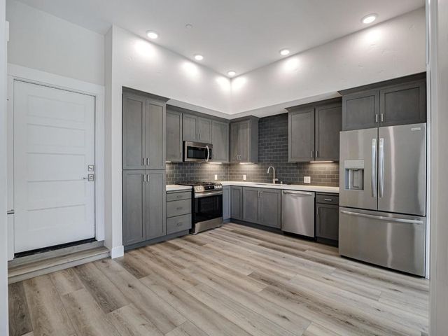 101 Aptos Village Way 1, Aptos, CA 95003