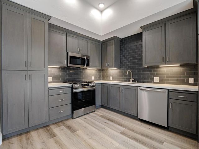 101 Aptos Village Way 1, Aptos, CA 95003