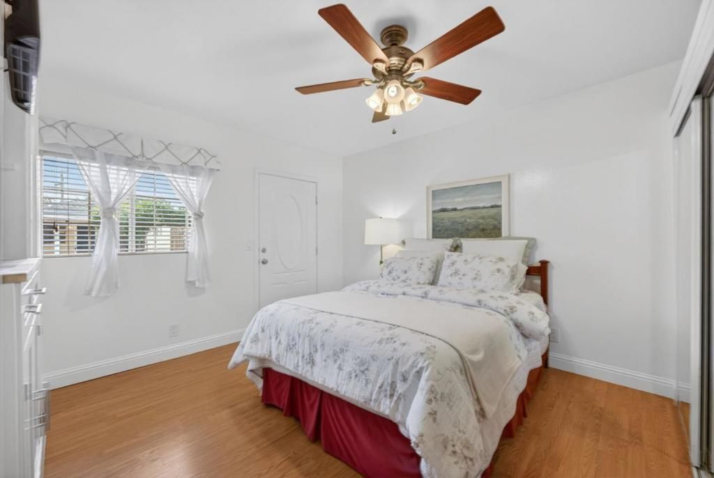 Image 34 of property listing at Address unavailable.