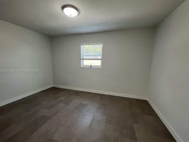 991 E 20th Street, Hialeah, FL 33013