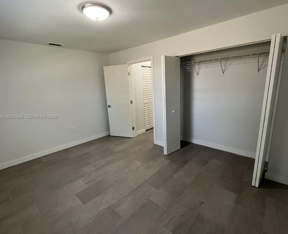 991 E 20th Street, Hialeah, FL 33013