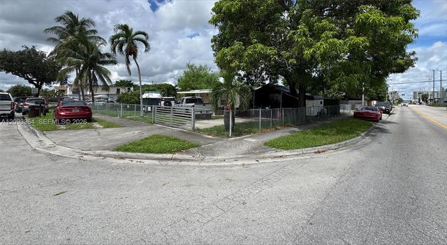 991 E 20th Street, Hialeah, FL 33013