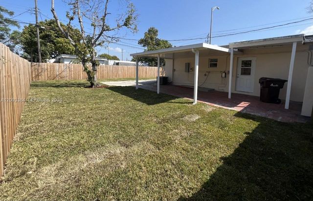 991 E 20th Street, Hialeah, FL 33013