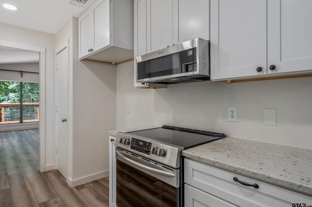 607 Northgate Rd, Hideaway, TX 75771