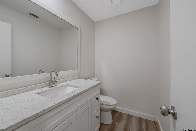 607 Northgate Rd, Hideaway, TX 75771