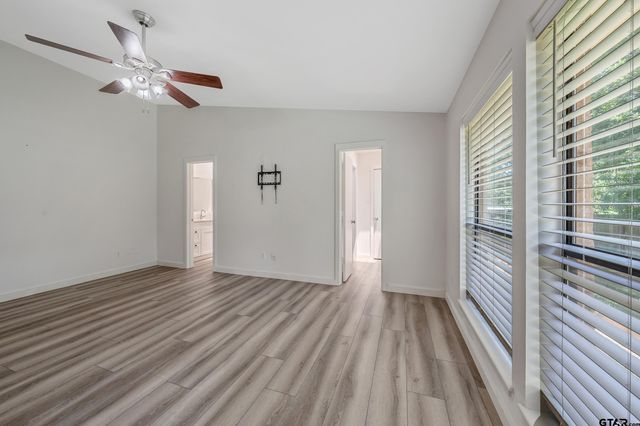 607 Northgate Rd, Hideaway, TX 75771