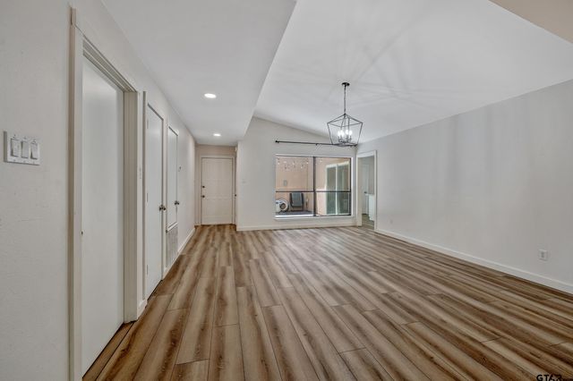 607 Northgate Rd, Hideaway, TX 75771