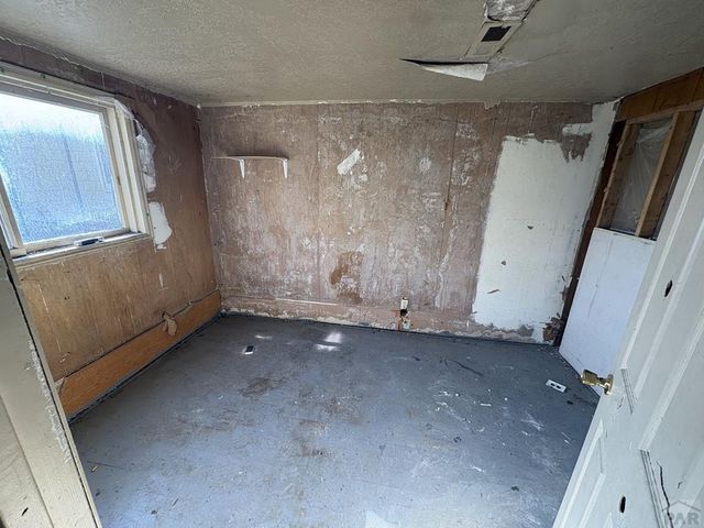 1321 Palmer Ave, Pueblo, CO 81004