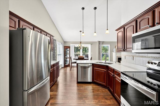 763 River Glen Drive, O'fallon, MO 63368