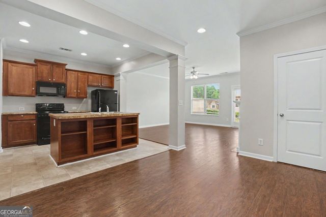 5124 Madeline Place, Stone Mountain, GA 30083