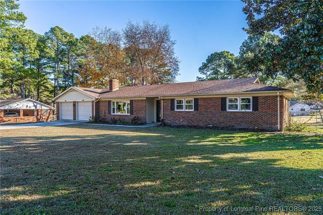 255 Foxcroft Road, Whispering Pines, NC 28327
