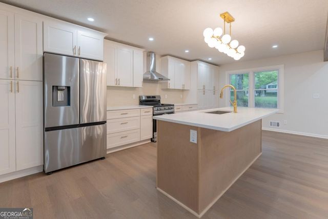 6581 Kellogg Drive, Acworth, GA 30102