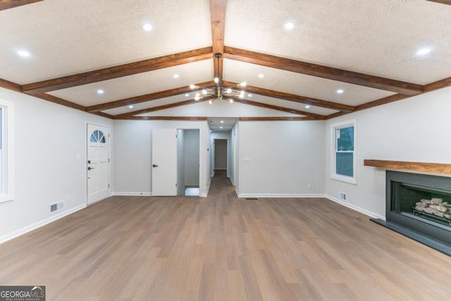 6581 Kellogg Drive, Acworth, GA 30102