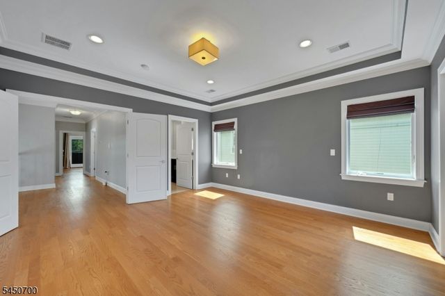 505 Post Ave, Lyndhurst Twp., NJ 07071