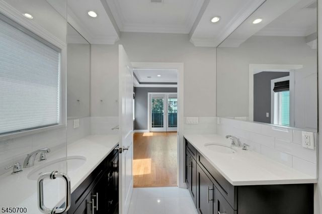 505 Post Ave, Lyndhurst Twp., NJ 07071