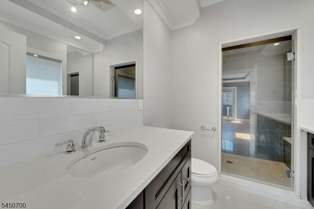505 Post Ave, Lyndhurst Twp., NJ 07071
