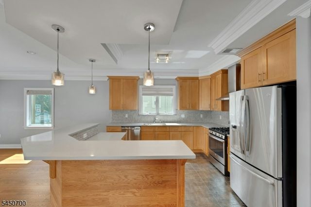 505 Post Ave, Lyndhurst Twp., NJ 07071