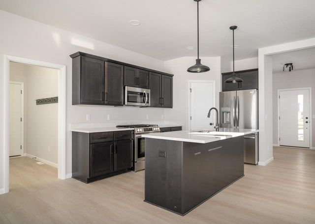 2582 Water Lily Circle, Sun Prairie, WI 53590