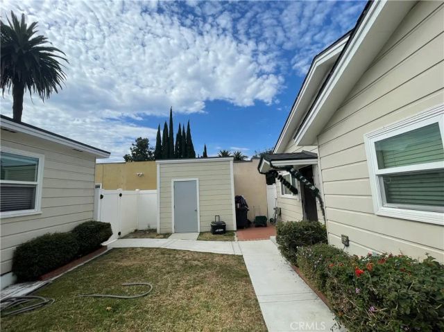 6160 Gundry, Long Beach, CA 90805