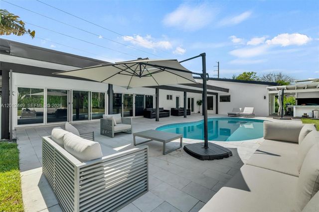 6200 SW 118th Street, Pinecrest, FL 33156