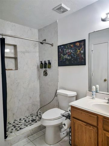 3034 Cinnamon Glen Drive, Houston, TX 77073