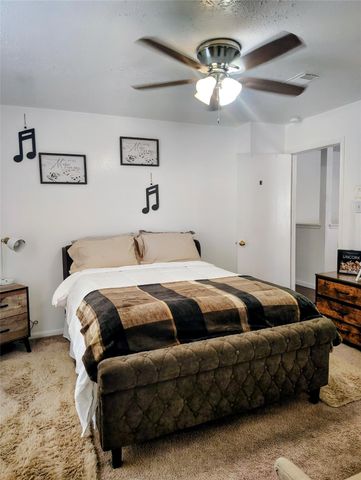 3034 Cinnamon Glen Drive, Houston, TX 77073